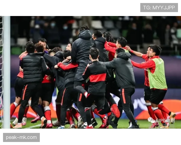 博阿滕本赛季进攻数据表现稳健，关键传球与前场参与度持续提升