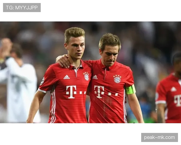 卡马文加 vs 基米希：全能后腰的战术角色与比赛影响力差异