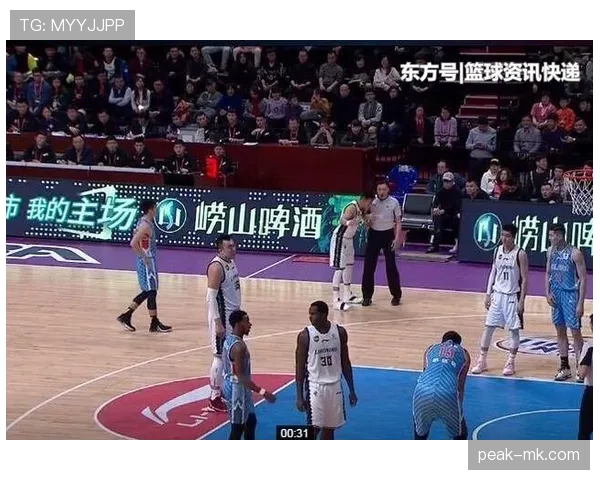 合理冲撞判罚界限拆解，裁判如何精准判断犯规？