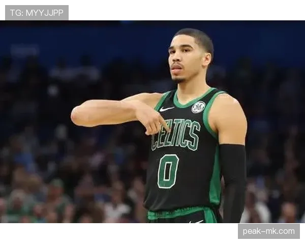 米德尔顿突破能力提升季后赛关键得分效率显著拉开球队优势